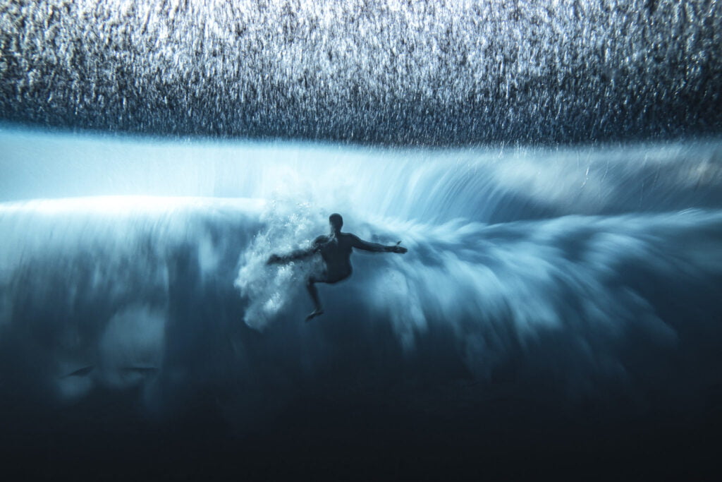© Ben Thouard - Caught beneath the wave after bailing out © Ben Thouard - Caught beneath the wave after bailing out