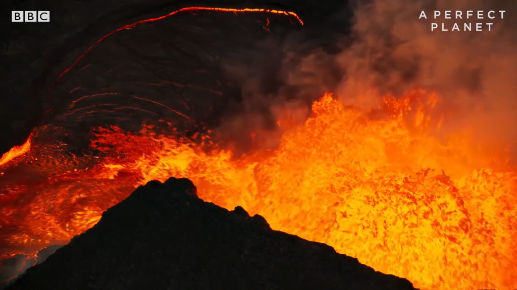 Lava fountains up during the 2018 eruption of Kilauea. Lava fountains up during the 2018 eruption of Kilauea.