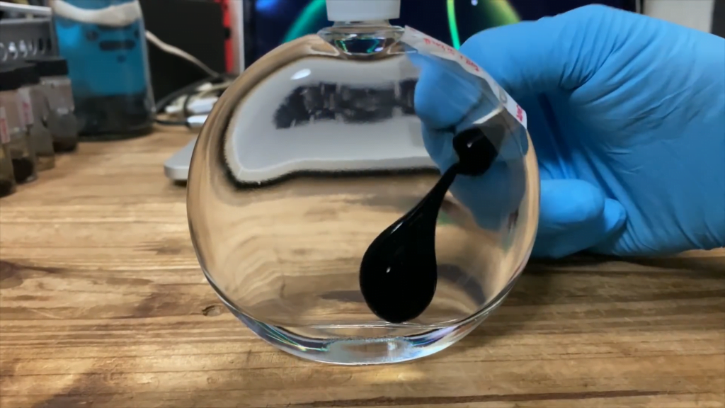 Ferrofluids respond to magnetic fields, thanks to their ferromagnetic nanoparticles. Ferrofluids respond to magnetic fields, thanks to their ferromagnetic nanoparticles.