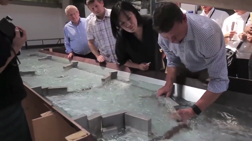 Demonstrating flow features of the slalom course for officials. Demonstrating flow features of the slalom course for officials.