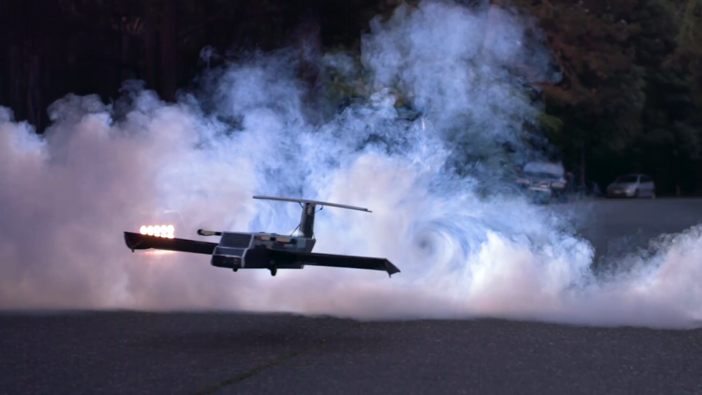 Check out those wingtip vortices in the fog! Check out those wingtip vortices in the fog!