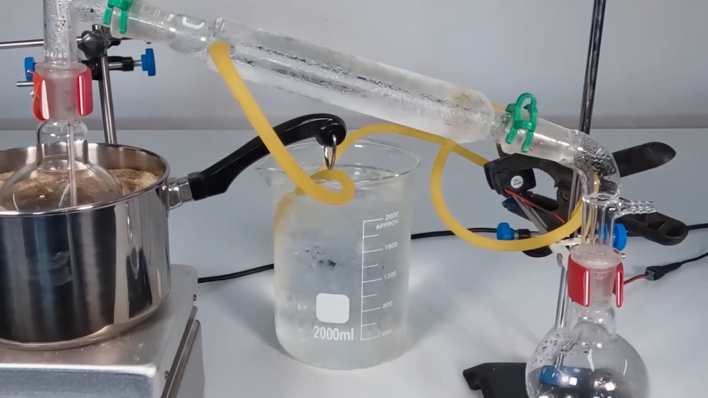 Here's a benchtop version of desalination through distillation, essentially boiling off the water. Here's a benchtop version of desalination through distillation, essentially boiling off the water.