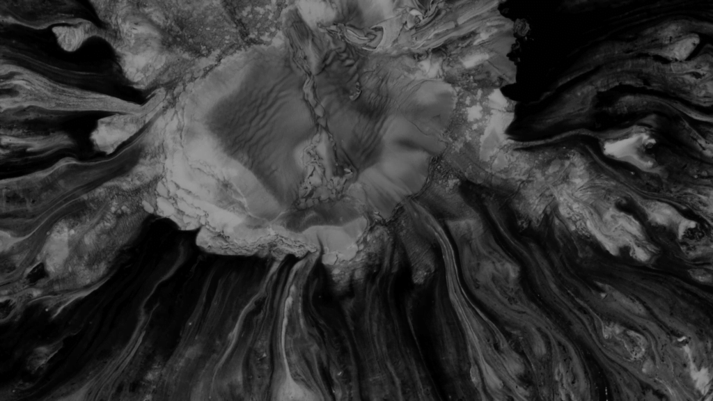 From "Dispersion" by Susi Sie. From "Dispersion" by Susi Sie.